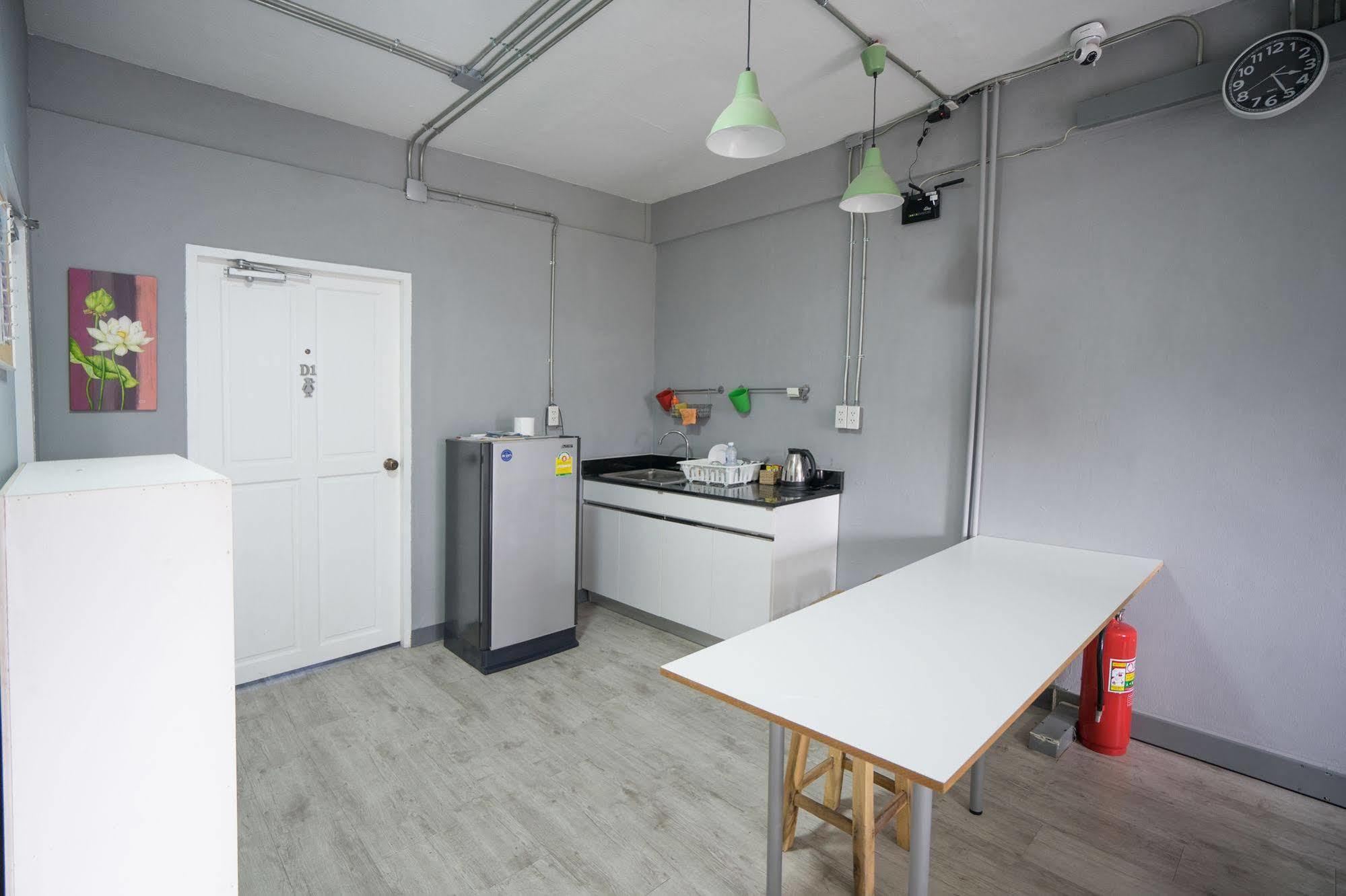 Oyo 437 Hostel Na Nara Bangkok Kültér fotó