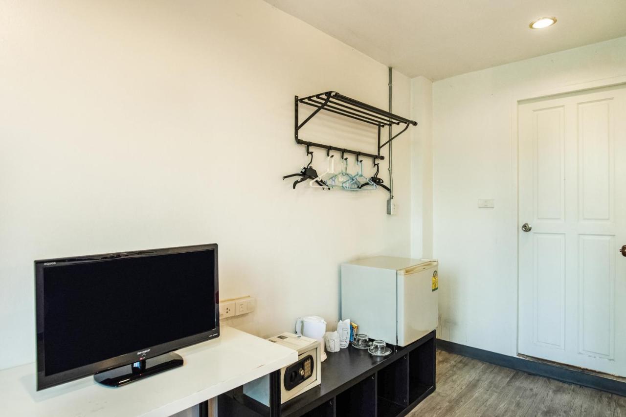 Oyo 437 Hostel Na Nara Bangkok Kültér fotó