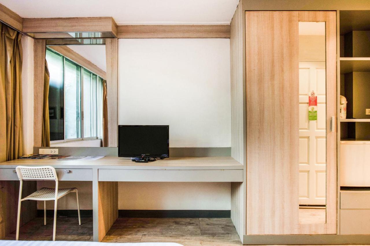 Oyo 437 Hostel Na Nara Bangkok Kültér fotó